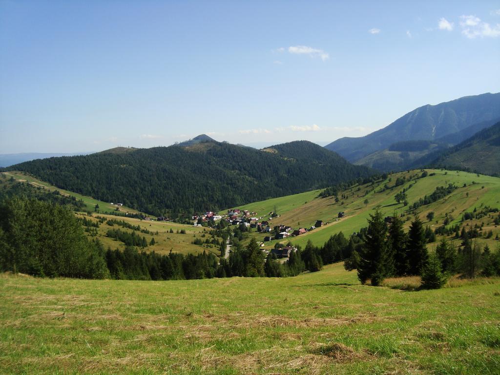 Penzion Deny Ždiar Exteriör bild